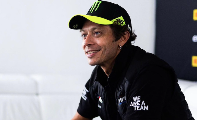 Mengenal Valentino Rossi: Legenda Balap Motor Dunia